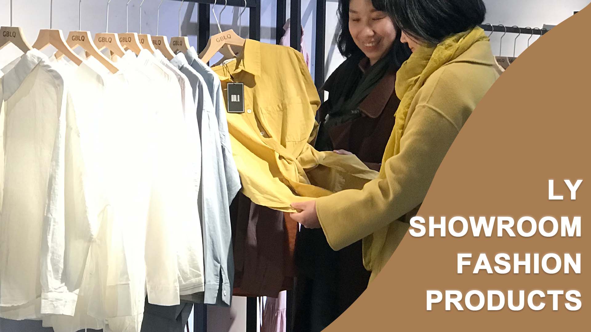 Introdução ao LY SHOWROOM (nossos próprios produtos de moda) exibidos no próprio showroom em março de 2019) Linyoung